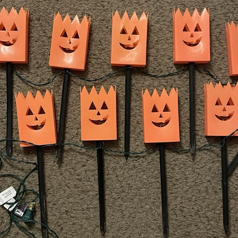Vintage 1990s Halloween Jack‎ O Lantern Pathway Lights Set of 10 Pumpkin Stakes